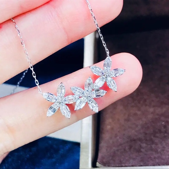 Baguette Cut Crystal Flower Necklace - Picture 8 of 8